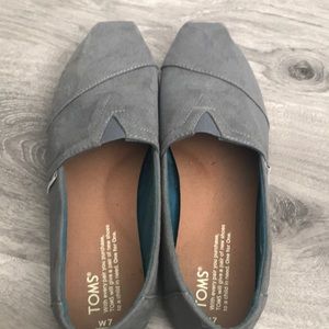 Toms-grey size 7